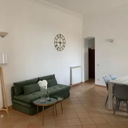 Casa Bartolo *